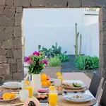 Casa Ostoja - Heated Pool & Spacious * Playa Blanca (Lanzarote)