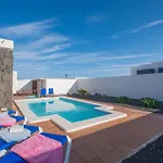 Casa Ostoja - Heated Pool & Spacious Hébergement de vacances *