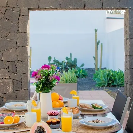 Casa Ostoja - Heated Pool & Spacious * Playa Blanca (Lanzarote)