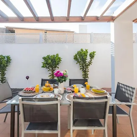 Casa Ostoja - Heated Pool & Spacious Vakantiehuis *