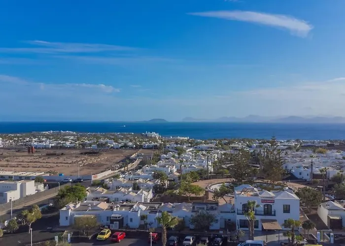 Semesterbostad Casa Ostoja - Heated Pool & Spacious *