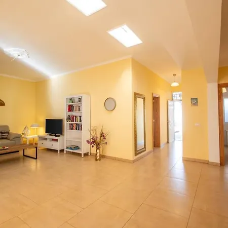 Casa Ostoja - Heated Pool & Spacious * Playa Blanca (Lanzarote)