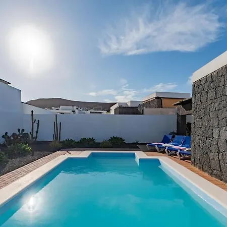 別荘 Casa Ostoja - Heated Pool & Spacious